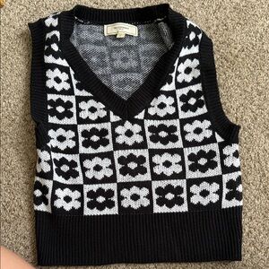 Floral Patterned V-Neck Sweater Vest